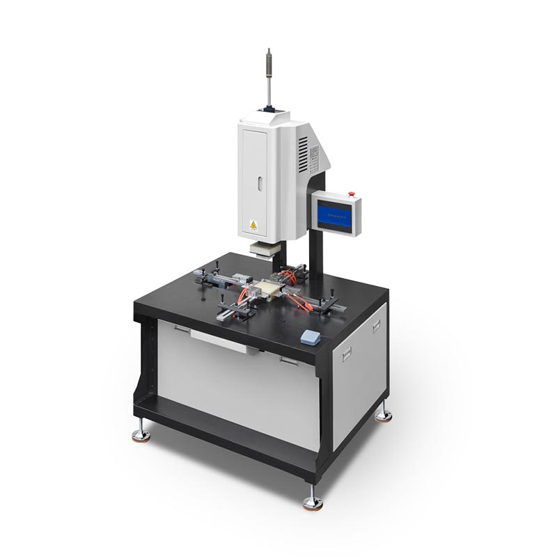 Машина за омотавање ивица крутих кутија